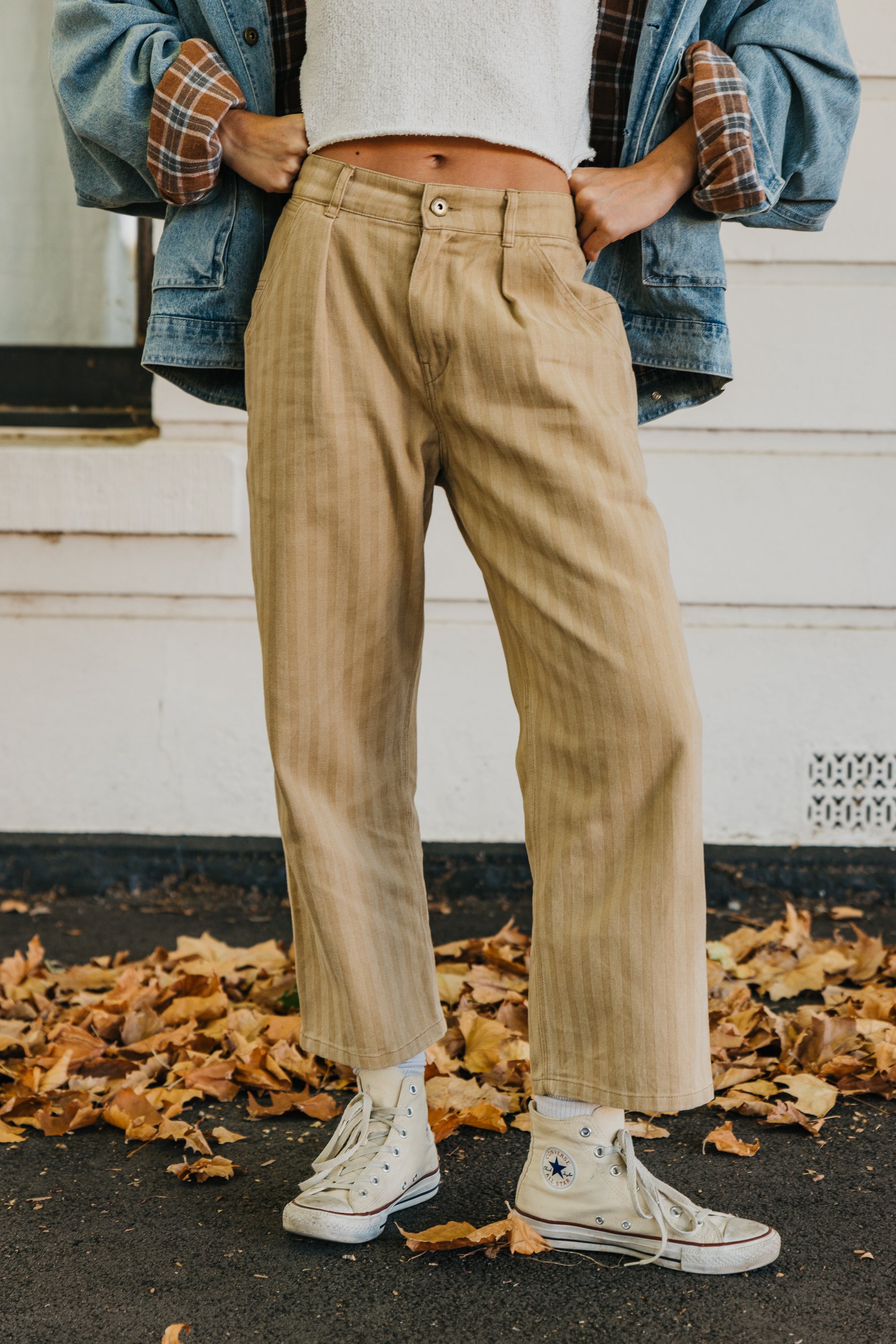 Ben Roy - Unisex Baggy Pleated Pants - Light Brown